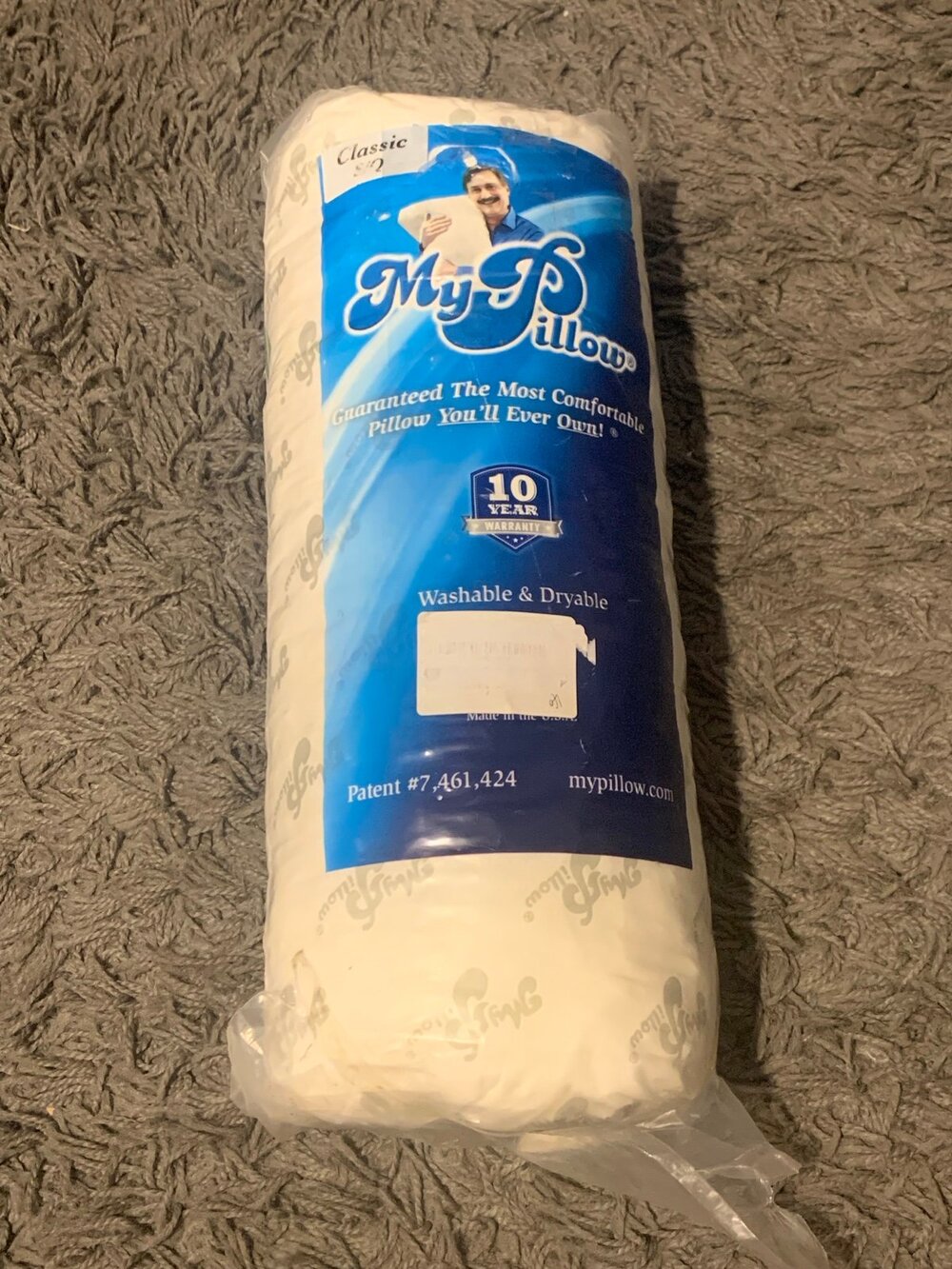 New Sealed MyPillow Classic Queen Size Pillow Washable and Dryable